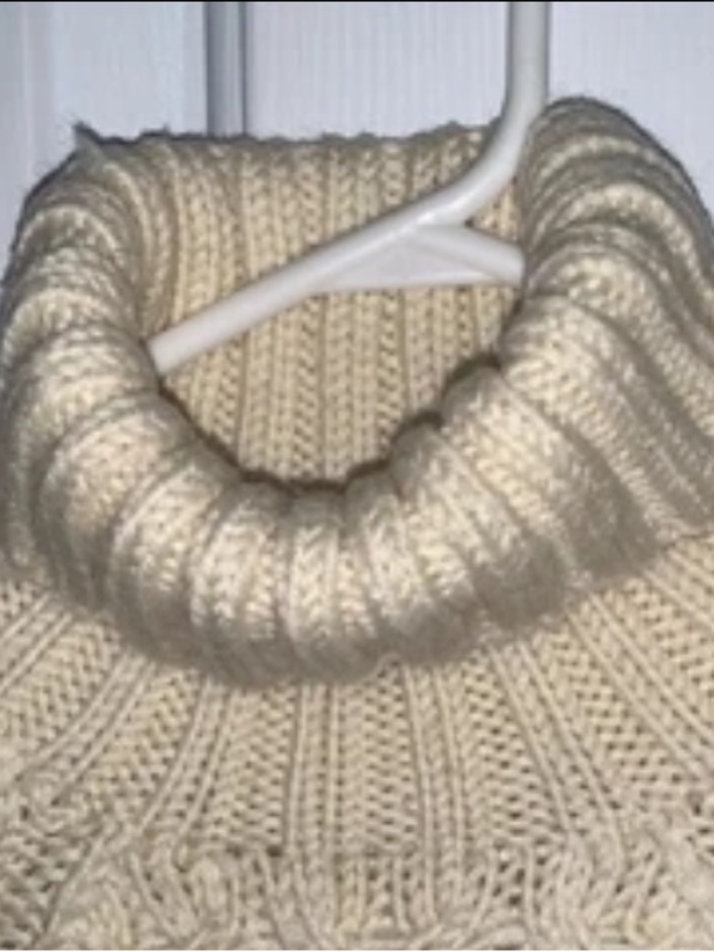 🎄 J.Crew 100% Wool Ivory Cable Knit Turtleneck Sweater Women’s Cozy Classic M - Picture 7 of 15